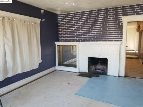2768 78th Ave, Oakland CA  94605-3302 exterior