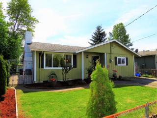 938 65th St, Tacoma WA  98404-2236 exterior