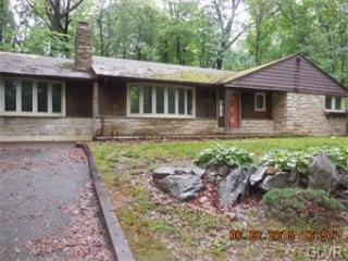 3221 Woodlea Rd, Orefield, PA 18069-2436