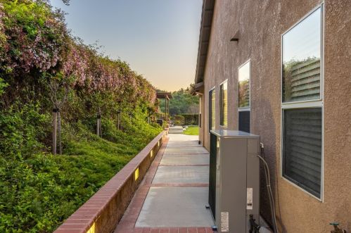 2631 Saddle Ridge Dr, Covina CA  91724-3839 exterior