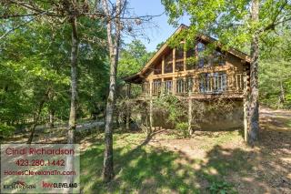 606 Morgan Rd, Charleston, TN 37310-6068