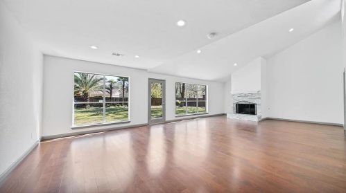 1906 Laurel Springs Ln, Humble, TX 77339-2936