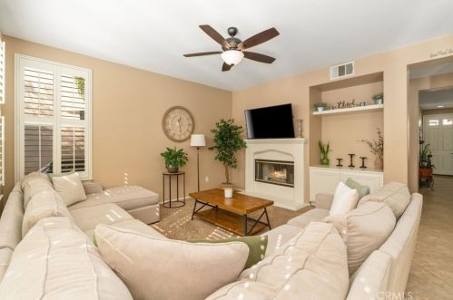 40357 Logan Ct, Temecula CA  92591-7507 exterior