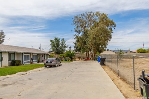 15533 Tokay St, Victorville, CA 92395-9665