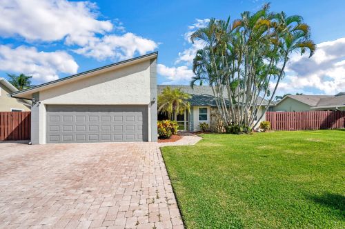 3107 Cormorant Rd, Delray Beach, FL 33444-3339
