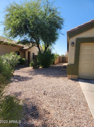 2135 St Pedro Ave, Casa Grande AZ  85122-6363 exterior