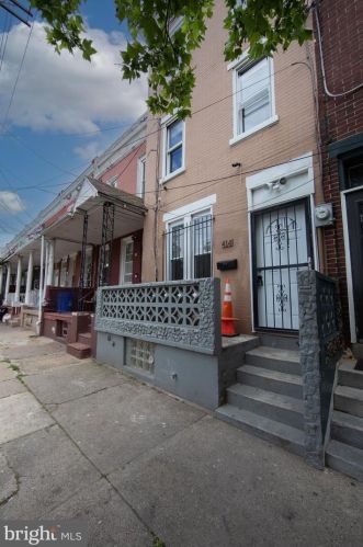 414 Spruce St, Camden, NJ 08103-2032