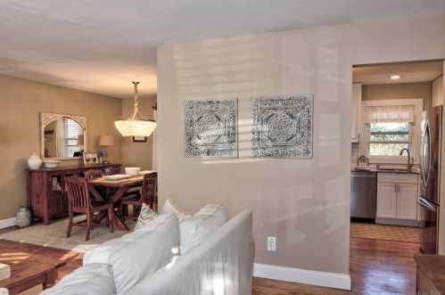 95 Parkside Ave, Miller Place NY  11764-3121 exterior