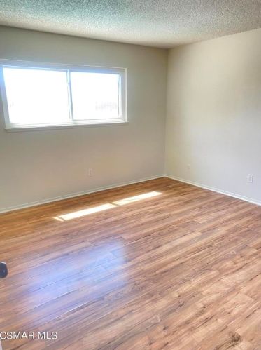 1290 Parkhurst St, Simi Valley CA 93065-4444 exterior