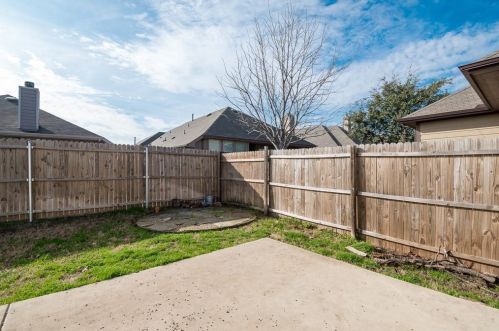 1520 Cockatiel Dr, Oak Point TX  75068-8564 exterior