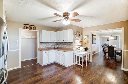 5174 Washington Waterloo Rd, Washington Ch OH  43160-8719 exterior