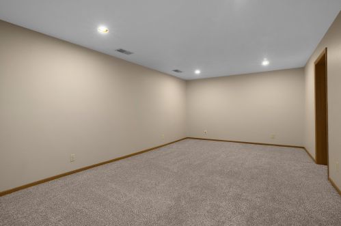 3402 East Ave, La Crosse WI  54601-7209 exterior