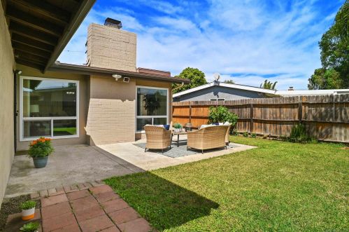 4551 Mount La Platta Pl, San Diego CA 92117-3045 exterior