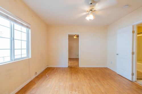 11025 Blix St, North Hollywood CA  91602-1204 exterior