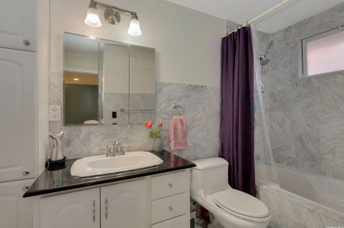 1147 Bellmore Rd, North Bellmore NY  11710-3701 exterior
