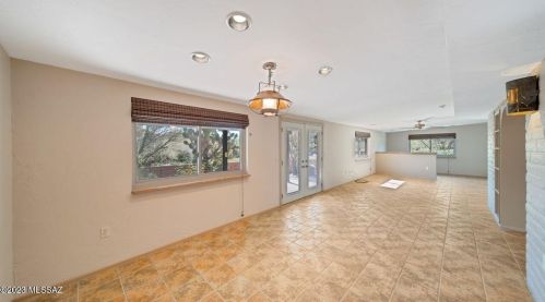701 Corpino De Pecho, Green Valley, AZ 85614-1924