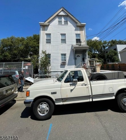 441 Summer St, Paterson, NJ 07501-3019
