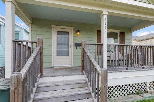 4722 Avenue, Galveston, TX 77551-0049
