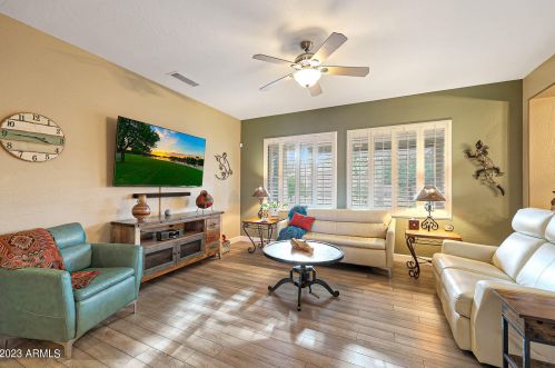 18638 Summerbreeze Way, Sun City, AZ 85374-8604