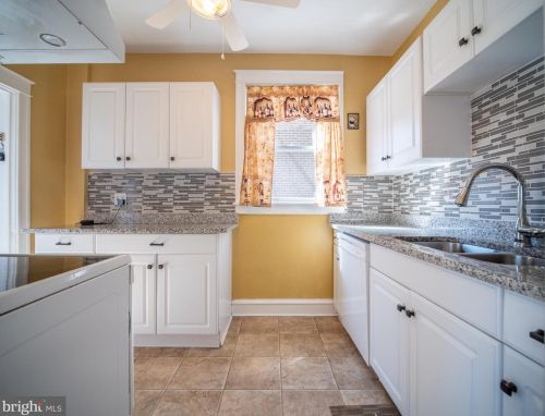 3616 Washington St, Wilmington, DE 19802-2063