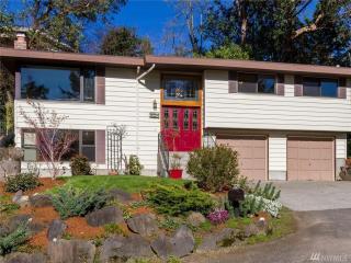 4004 Myrtle St, Seattle, WA 98136-1934