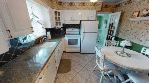 14 Smith St, South Setauket NY  11720-3859 exterior