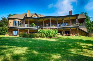 866 Breckinridge Pt, Golden Pond, KY 42211-8624