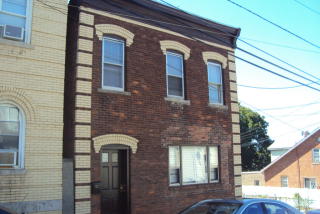 54 Autumn St, Lodi NJ  07644-2301 exterior