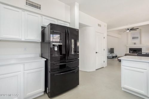 6851 Kern Dr, Tucson AZ  85743-1027 exterior