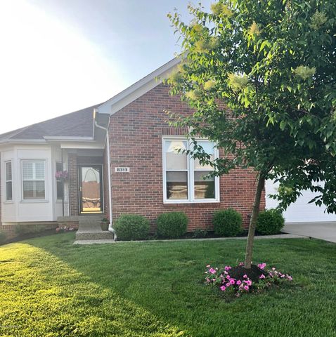 8313 Dravo Cir, Louisville KY  40220-5813 exterior