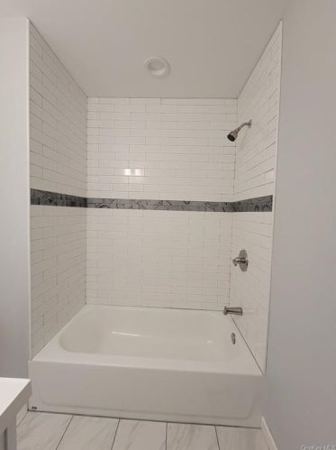 26 Tower Hill Dr, Washingtonville NY  10992-1009 exterior