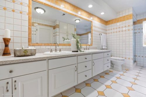 2257 Plazuela St, Carlsbad CA  92009-8029 exterior