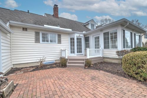 777 Vernon Heights Blvd, Marion OH  43302-5378 exterior