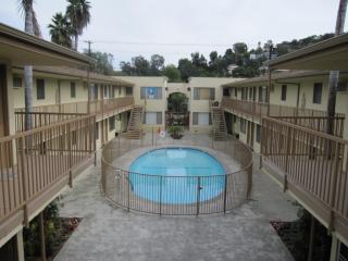 1241 Boynton St, Glendale CA  91205-3465 exterior