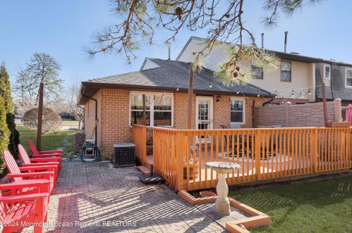 1078 Lizzies Ct, Bricktown NJ  08724-7172 exterior