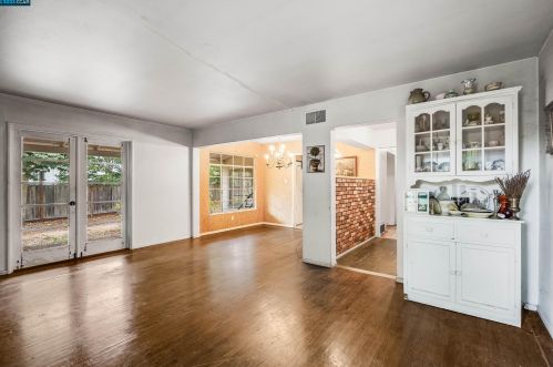 329 Glorietta Blvd, Orinda CA  94563-3242 exterior