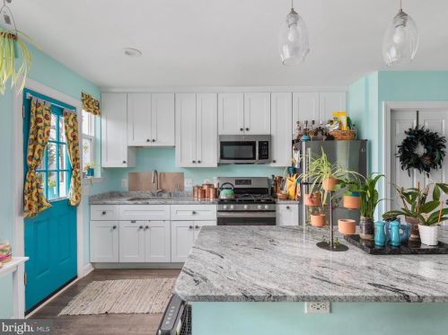 1715 Lang Pl, Washington DC  20002-3026 exterior