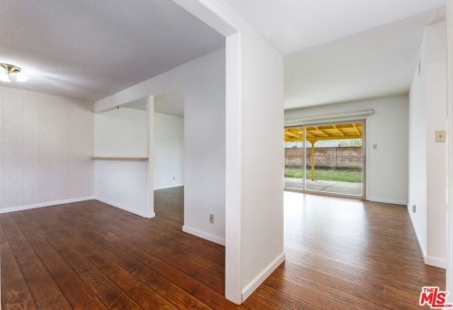 3534 Evans Dr, Simi Valley, CA 93063-3222