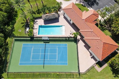 9979 Osprey Pointe Dr, Hobe Sound FL  33455-3023 exterior