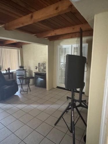 8666 Irish Moss Ct, Elk Grove CA  95624-4020 exterior