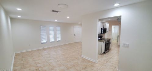 3717 3rd Ave, Cape Coral, FL 33904-4820