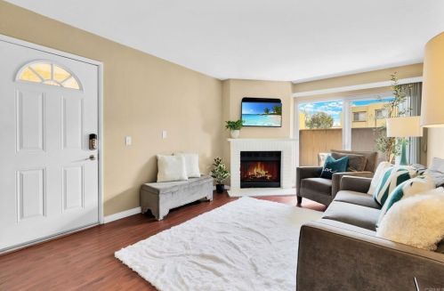 2950 Alta View Dr, San Diego, CA 92139-3309