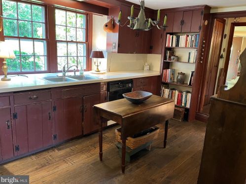 245 Smithbridge Rd, Glen Mills PA  19342-1451 exterior