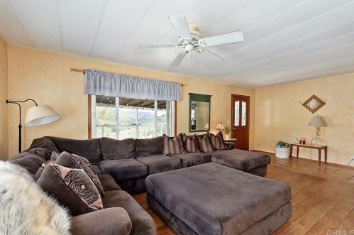 890 Park Pl, El Cajon CA  92021-4300 exterior