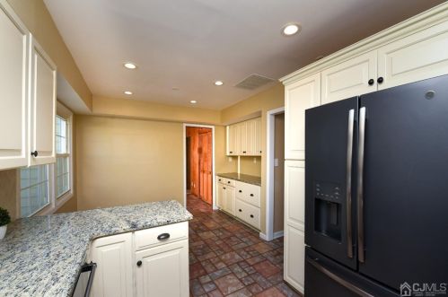 20 Midsummer Dr, Old Bridge NJ  08857-2712 exterior