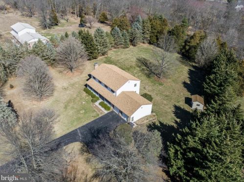 550 Herrs Rdg Rd, Gettysburg PA  17325-8556 exterior