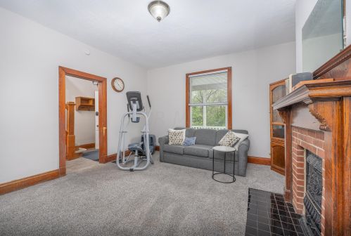 304 Terrace Ave, Mount Vernon OH  43050-3936 exterior