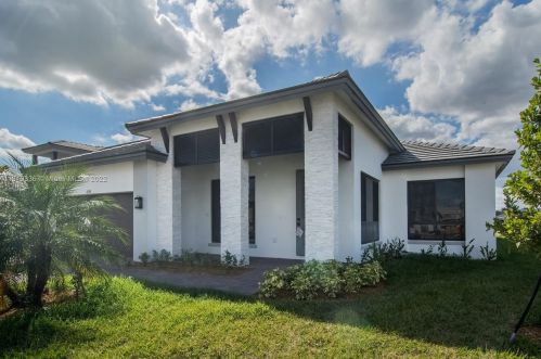 4250 176th Ave, Hollywood, FL 33029-5260