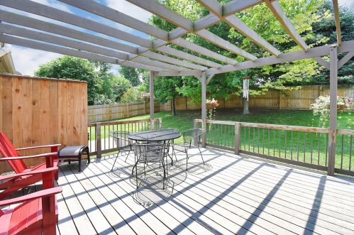 1884 Shoshone Dr, London OH  43140-9020 exterior