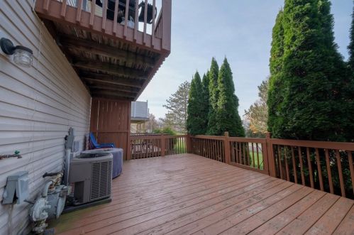 116 Bruton Dr, Gibsonia PA  15044-9524 exterior